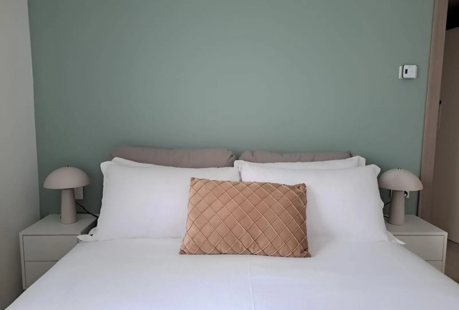 Lario Suite Apartments By Quokka 360 - Close To Como Downtown 0*,  Italy