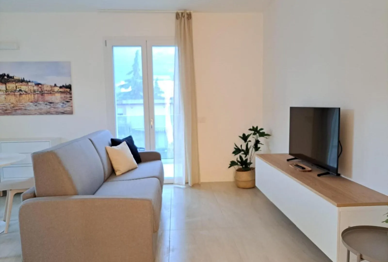 Lario Suite Apartments By Quokka 360 - Close To Como Downtown Italy