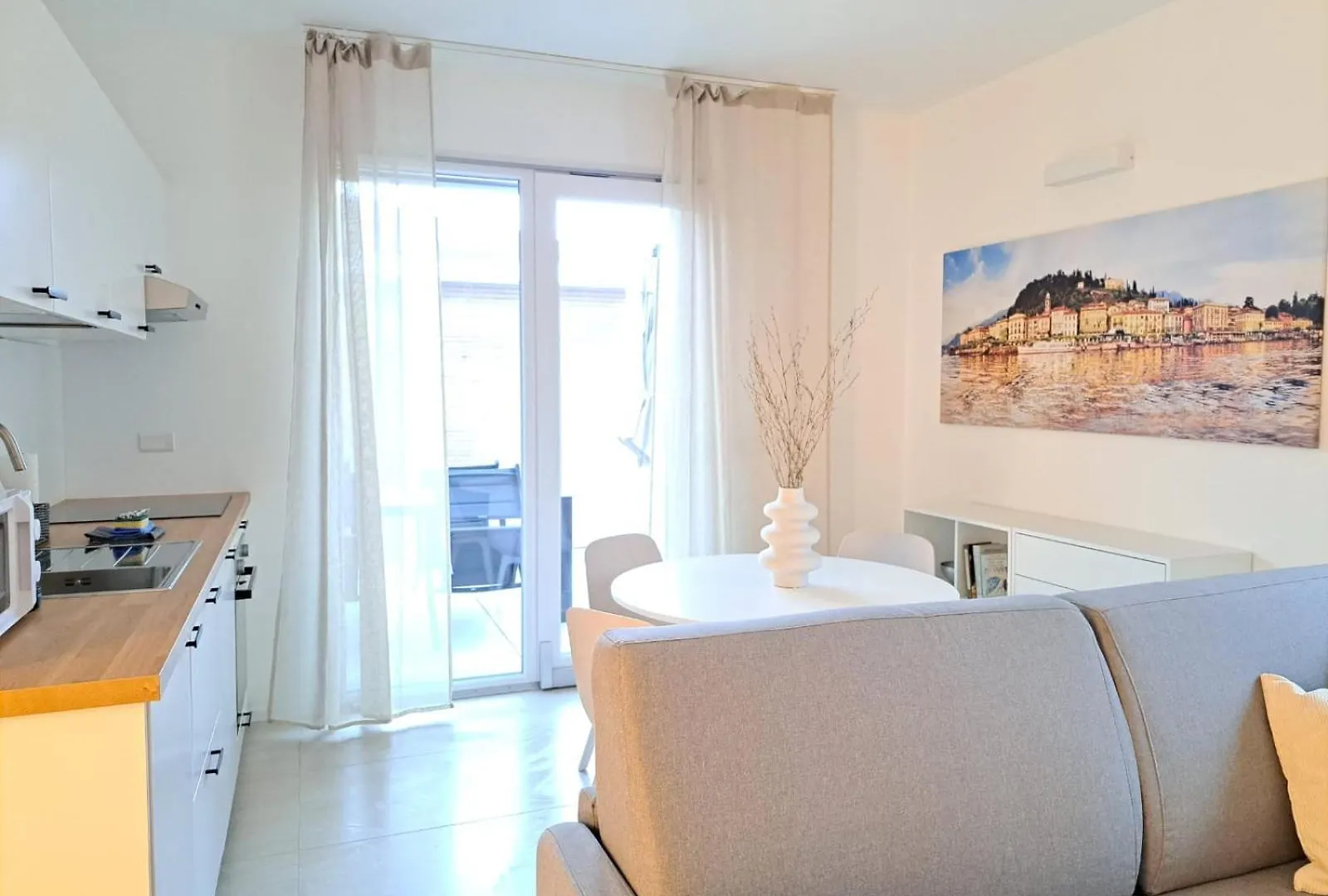Lario Suite Apartments By Quokka 360 - Close To Como Downtown 0*,