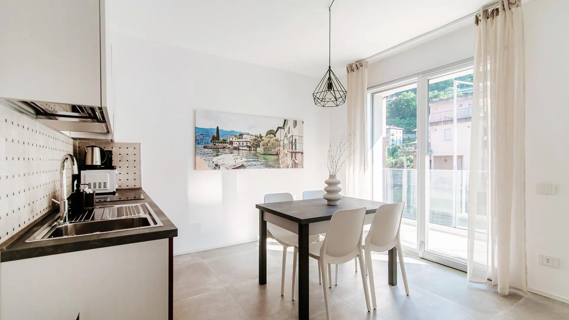 Lario Suite Apartments By Quokka 360 - Close To Como Downtown