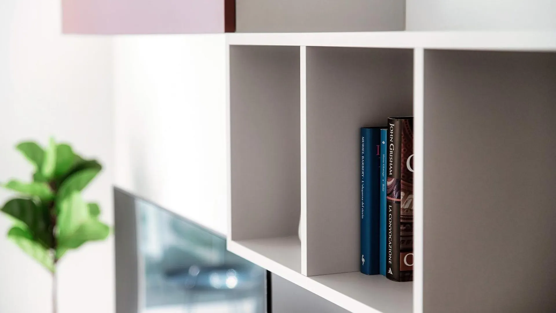 Lario Suite Apartments By Quokka 360 - Close To Como Downtown