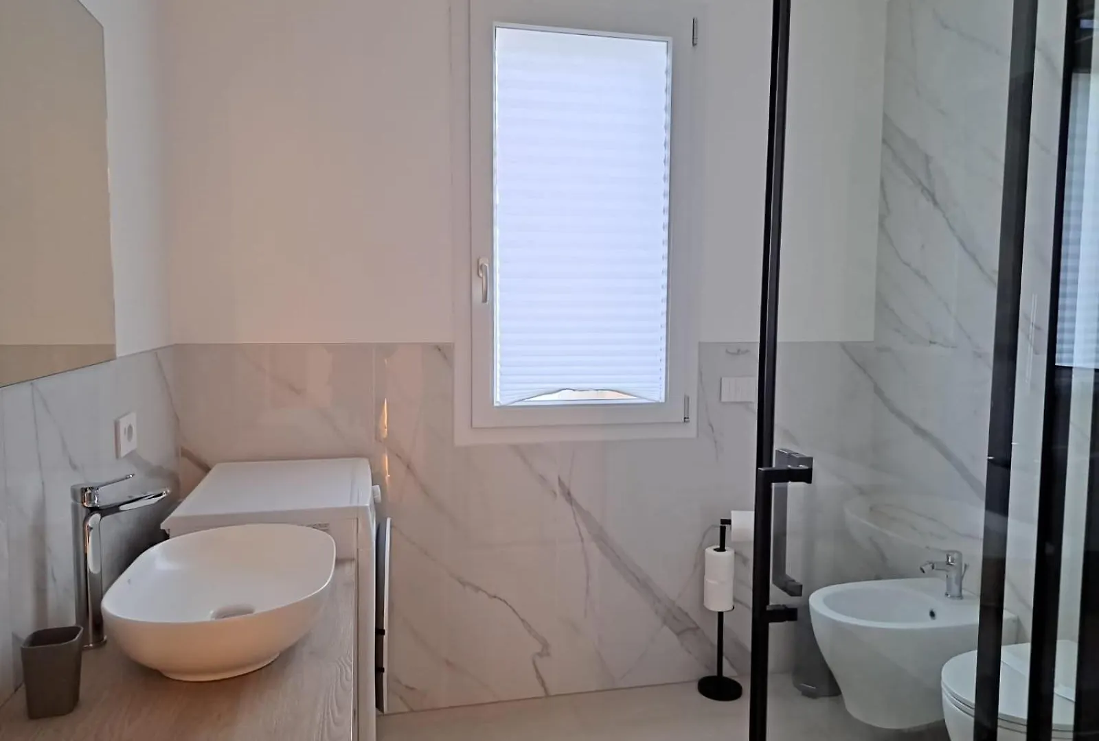 Lario Suite Apartments By Quokka 360 - Close To Como Downtown