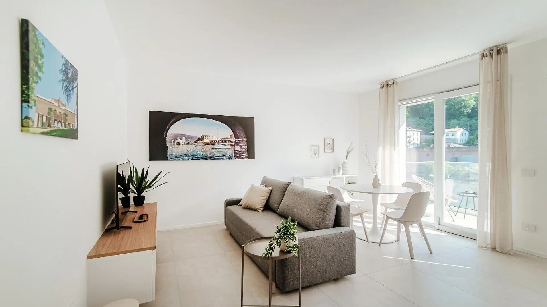 Lario Suite Apartments By Quokka 360 - Close To Como Downtown イタリア